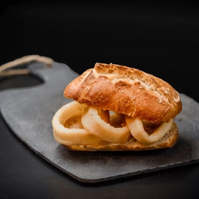 Montado Calamares. Restaurante Museo del Jamón Alcorcón