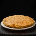 Tortilla de patata entera. Museo del Jamón de Alcorcón